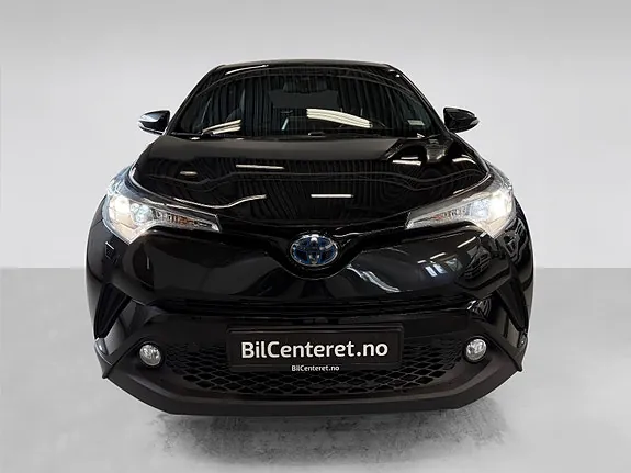 Toyota C-Hr 2019 photo 2