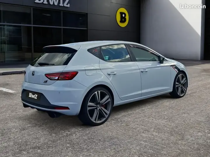 Seat Leon 2015 photo 5