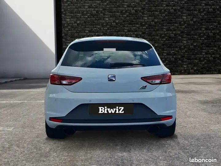 Seat Leon 2015 photo 4