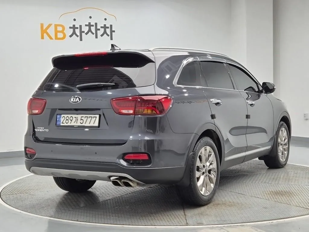 Kia Sorento 2018 photo 3