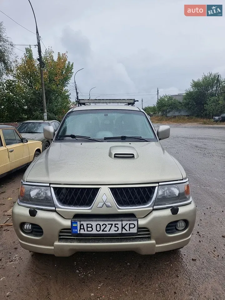 Mitsubishi Pajero Sport 2007 photo 2