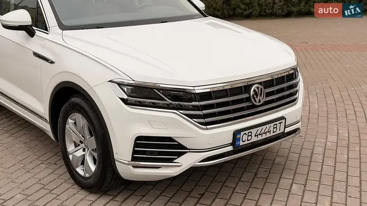 Volkswagen Touareg 2018 photo 5