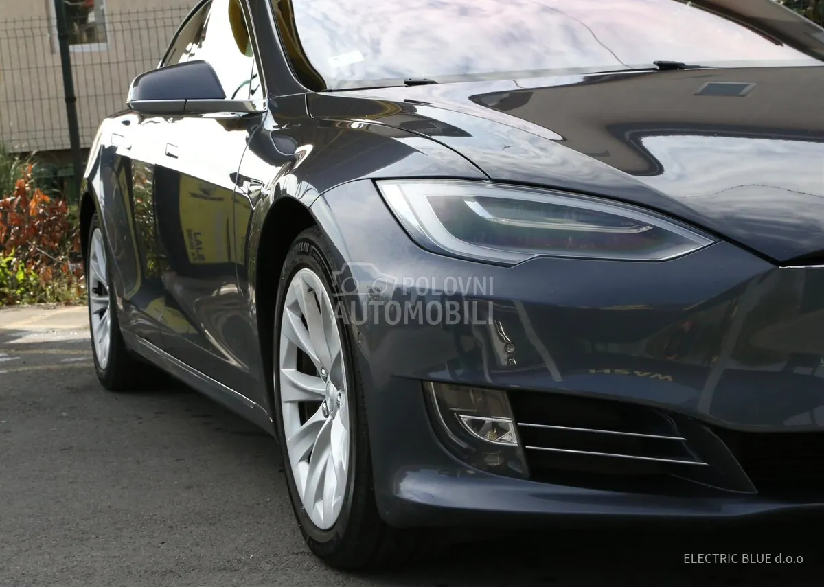 Tesla Model S 2019 photo 3