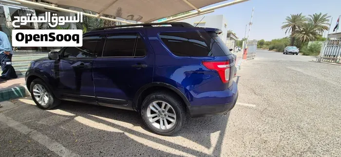 Ford Explorer 2013 photo 2