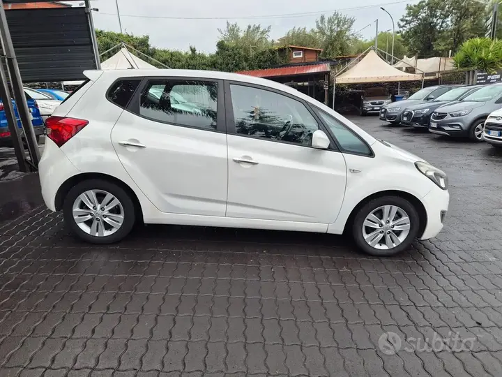Hyundai Ix20 2013 photo 5