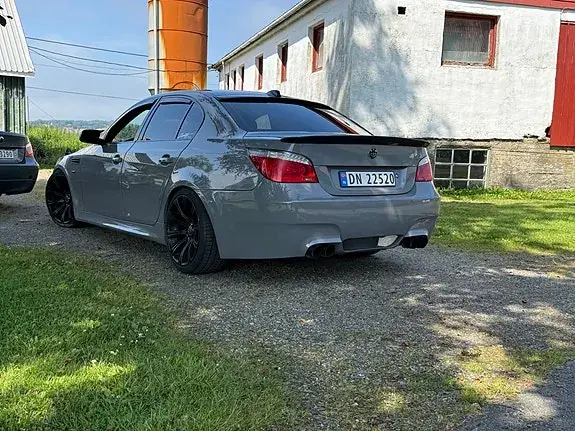 BMW 525D 2007 photo 2