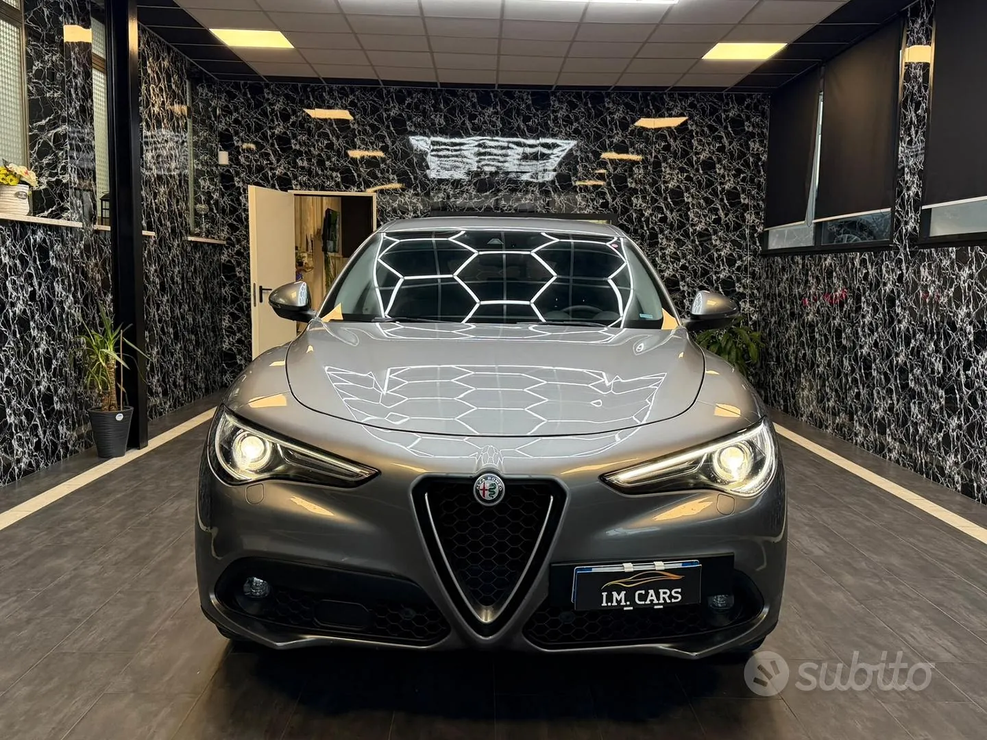 Alfa Romeo Stelvio 2018 photo 2