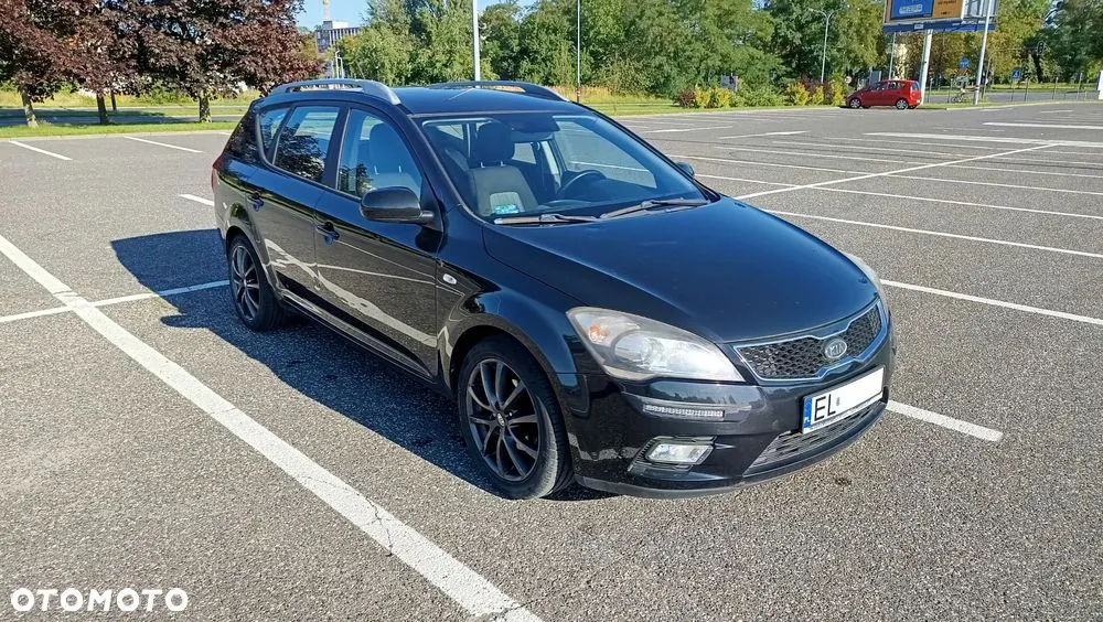 Kia Ceed 2012 photo 3