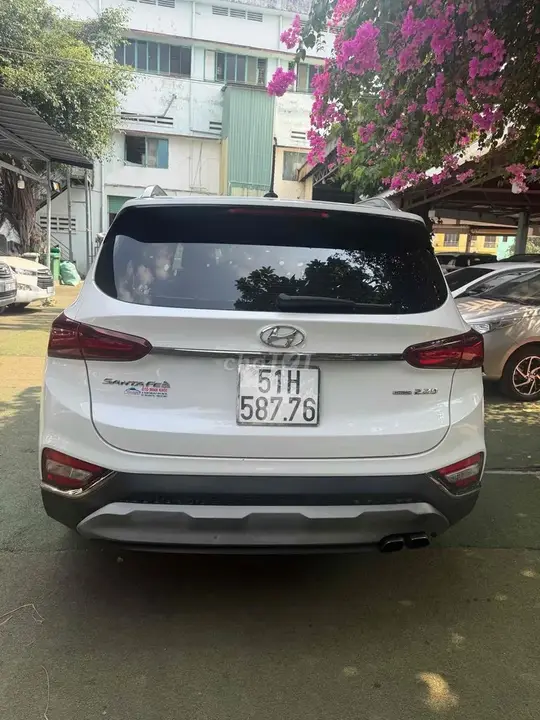 Hyundai Santa Fe 2019 photo 2