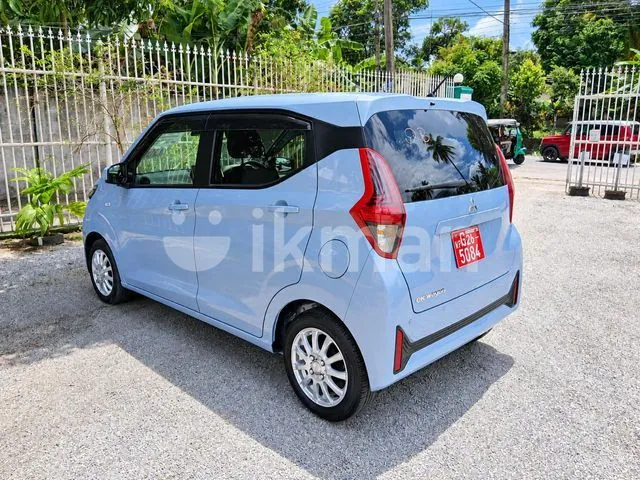 Mitsubishi Ek Wagon 2025 photo 5