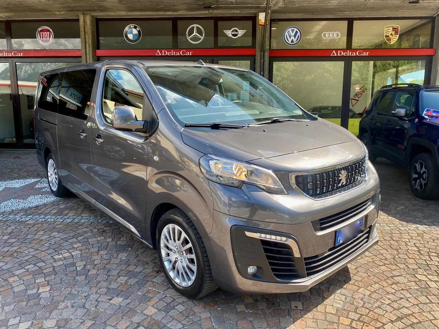 Peugeot Traveller 2021 photo 5