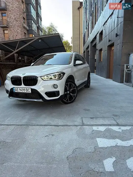 BMW X1 2017 photo 3