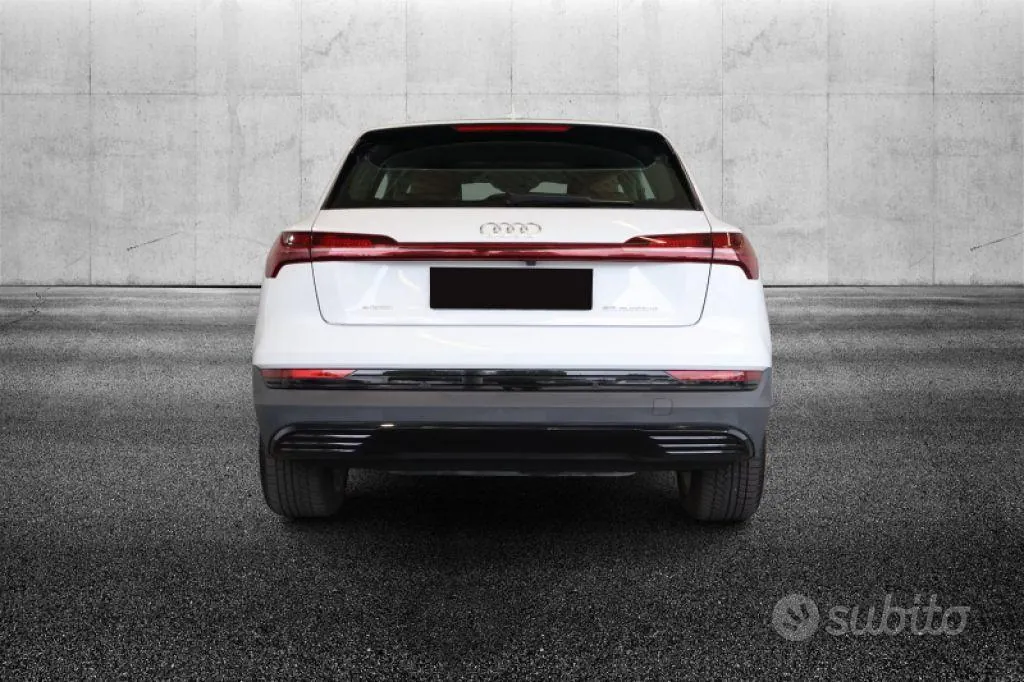 Audi E-Tron 2021 photo 4