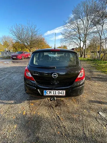 Opel Corsa 2012 photo 3