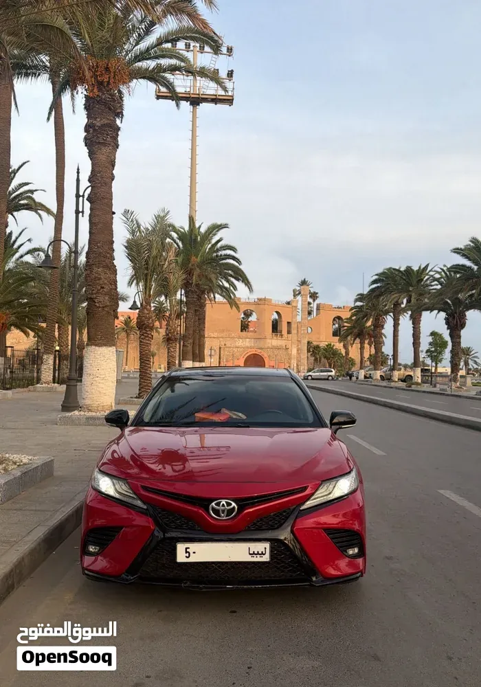 Toyota Camry 2020 photo 3