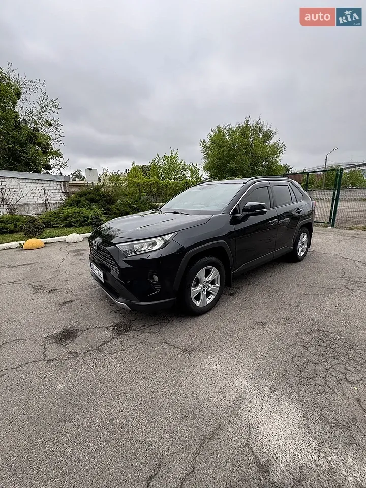 Toyota Rav4 2019 photo 4