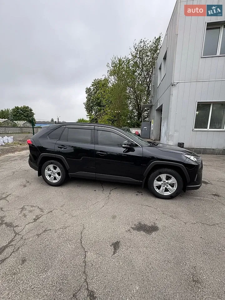 Toyota Rav4 2019 photo 2