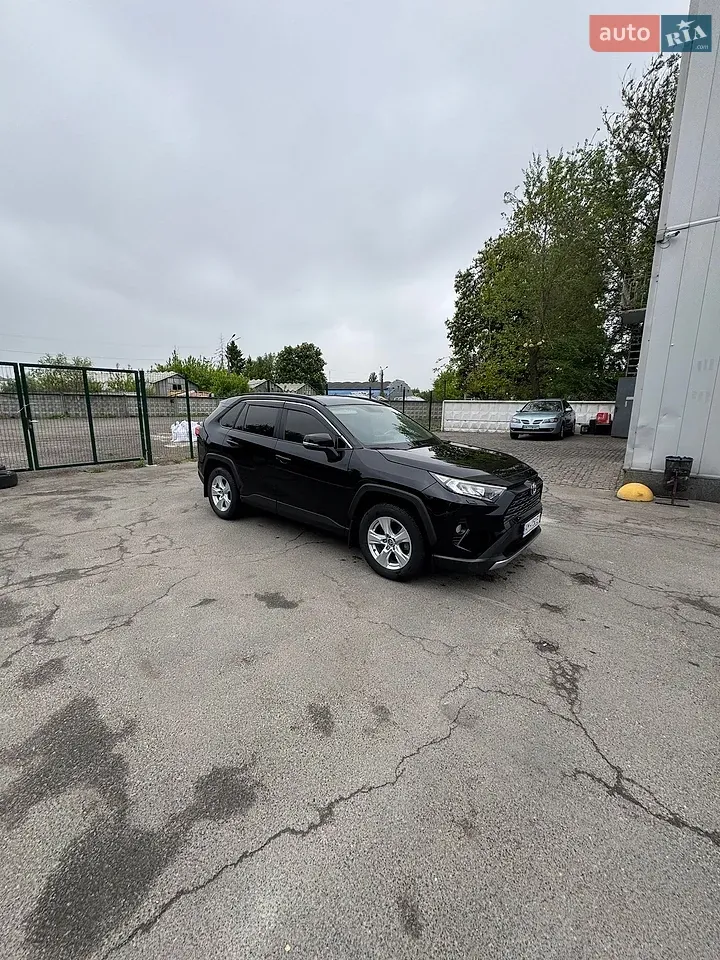 Toyota Rav4 2019 photo 3