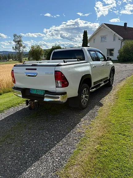 Toyota Hilux 2016 photo 3
