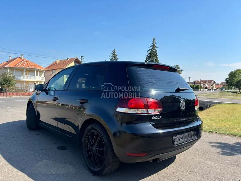 Volkswagen Golf 2009 photo 4