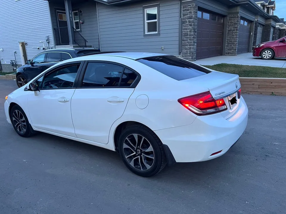 Honda Civic 2015 photo 4