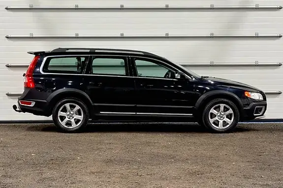 Volvo Xc70 2011 photo 2