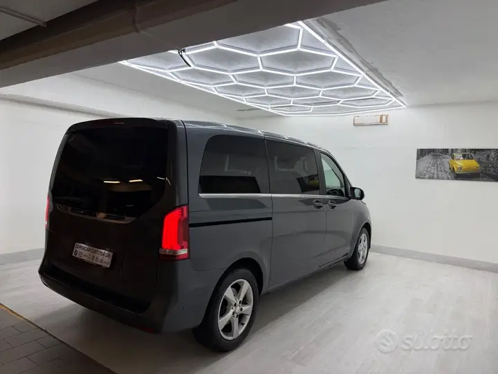 Mercedes-Benz V-Class 2015 photo 4