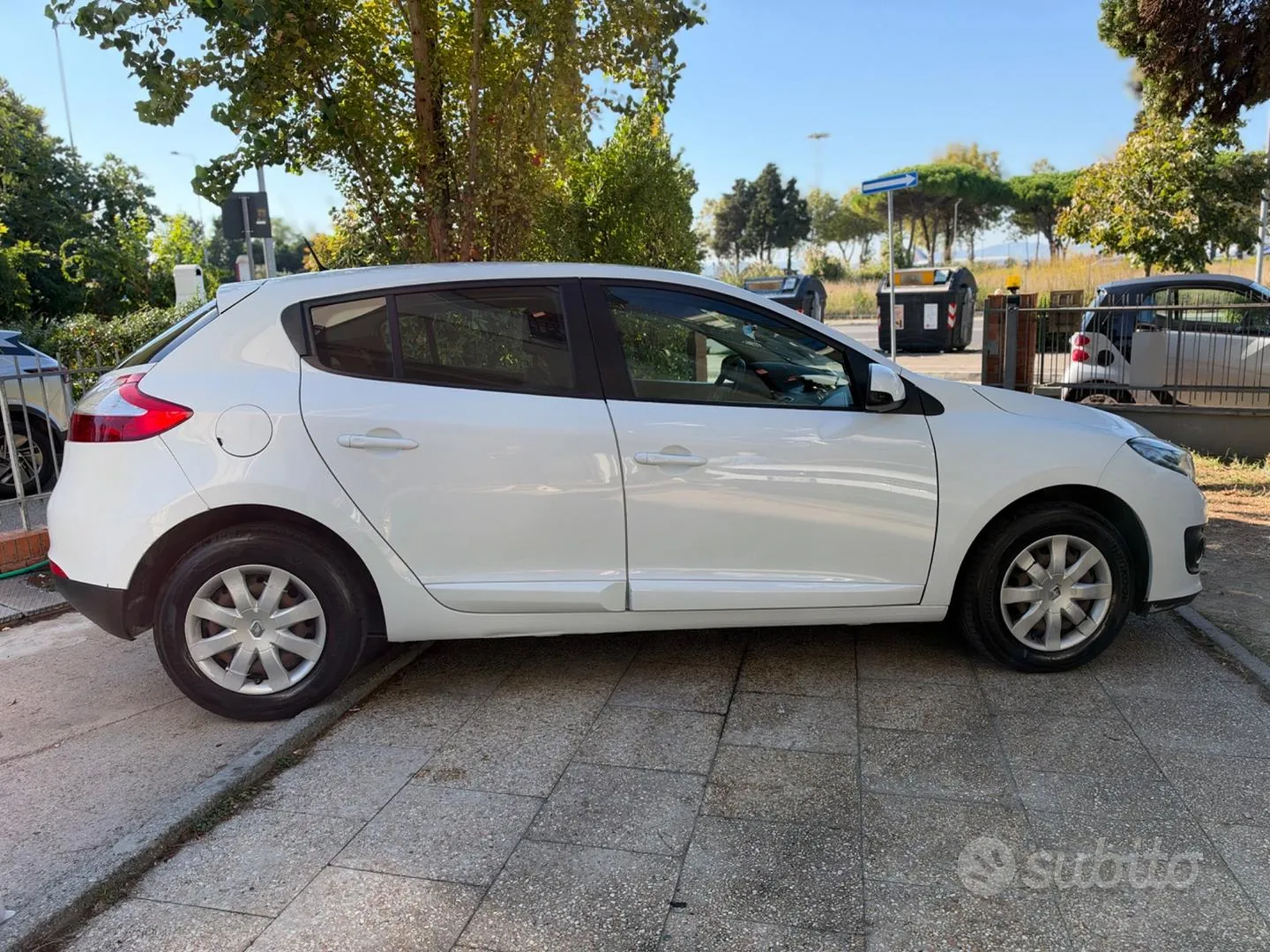 Renault Megane 2015 photo 3
