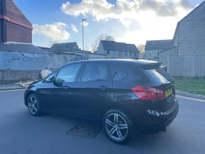 BMW 2 Series Active Tourer 2015 photo 5