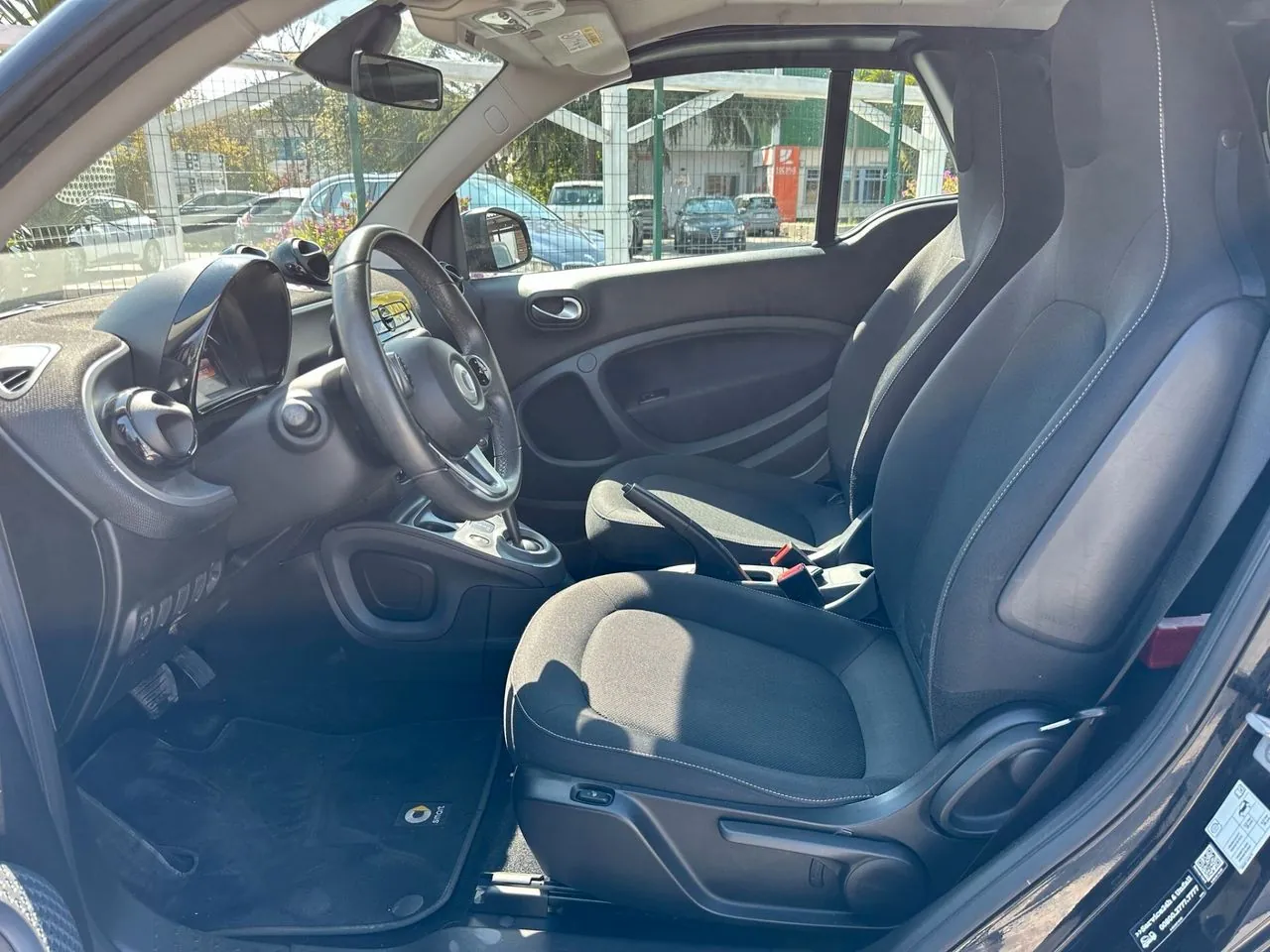 Smart Fortwo 2017 photo 5