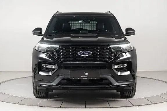 Ford Explorer 2023 photo 3