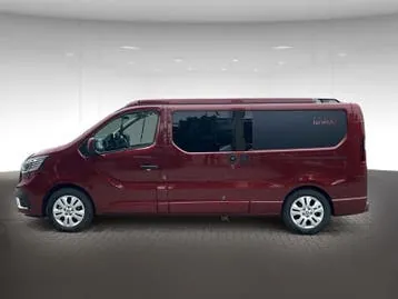 Renault Trafic 2023 photo 3