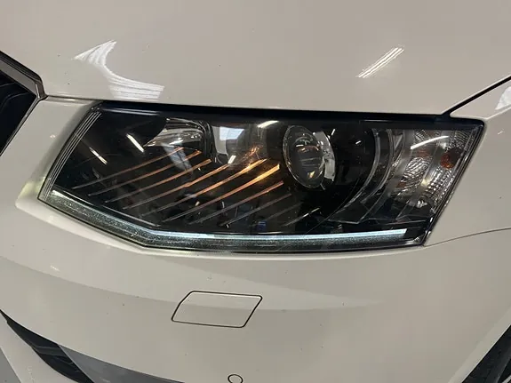 Skoda Octavia 2014 photo 2