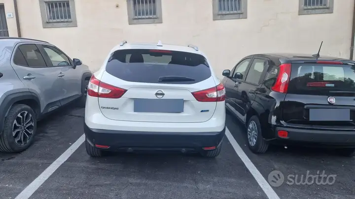 Nissan Qashqai 2015 photo 2