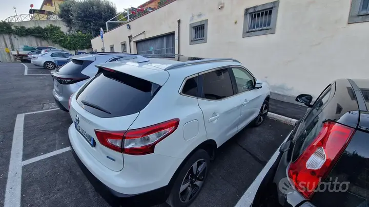 Nissan Qashqai 2015 photo 3