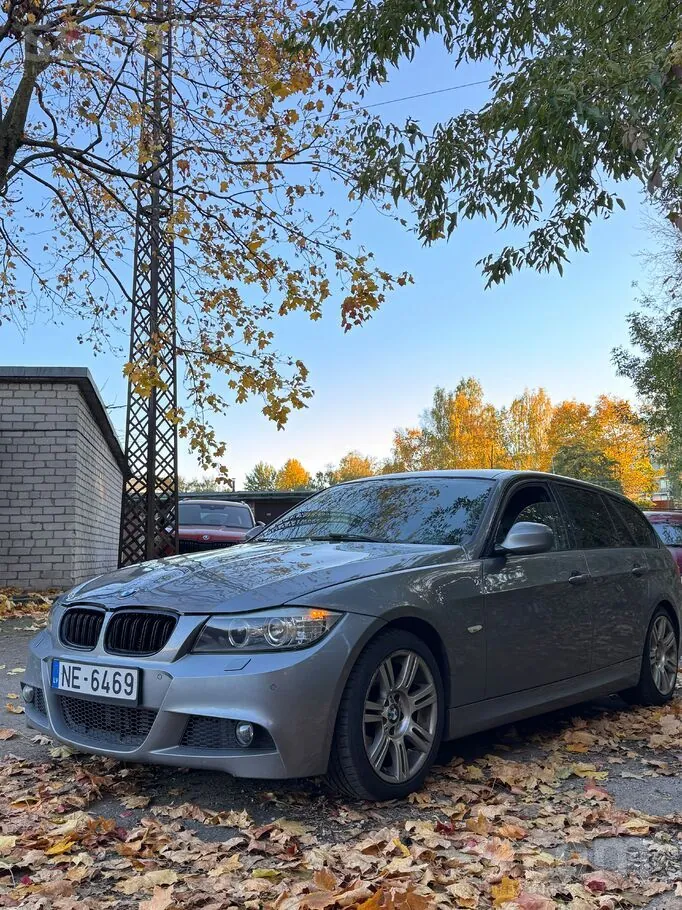 BMW 320