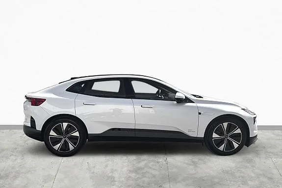 Polestar 4 2025 photo 3