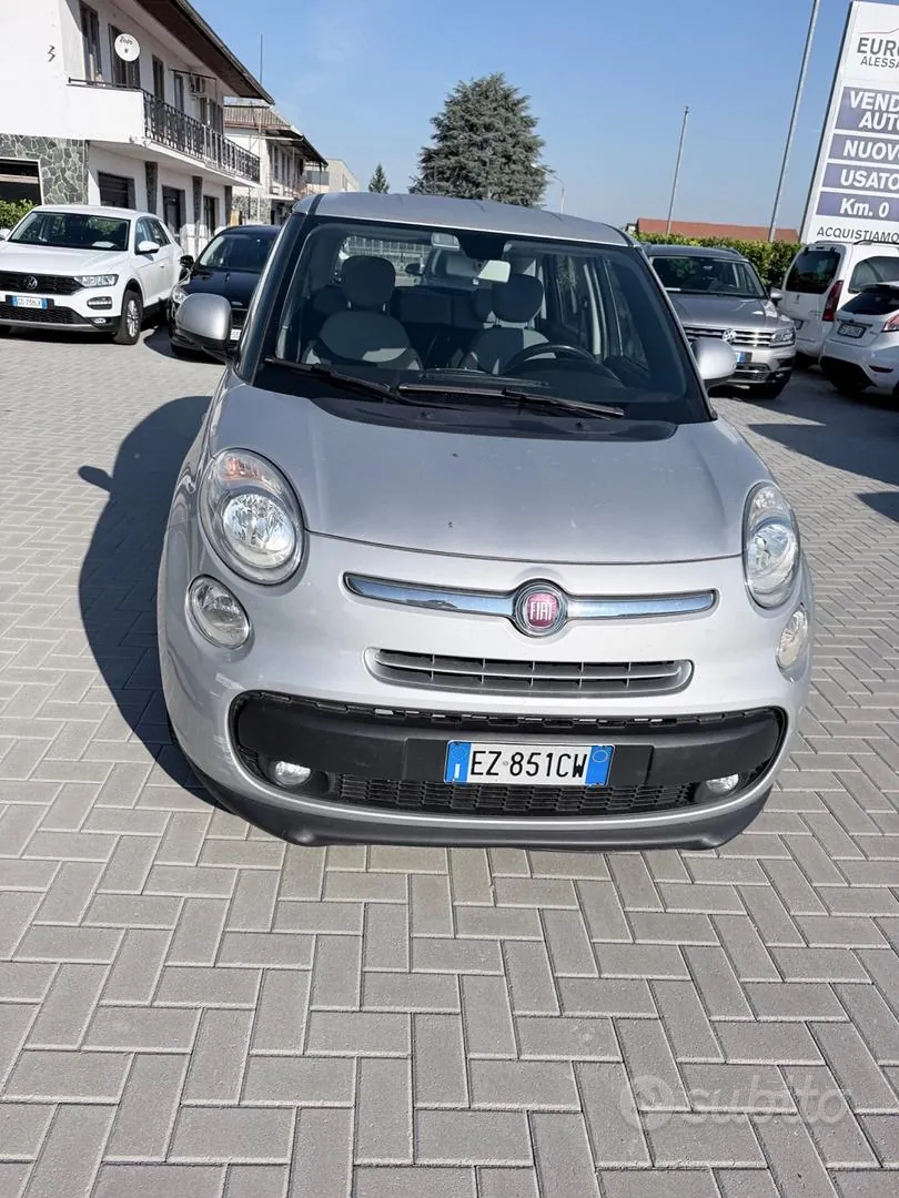 Fiat 500L 2015 photo 2