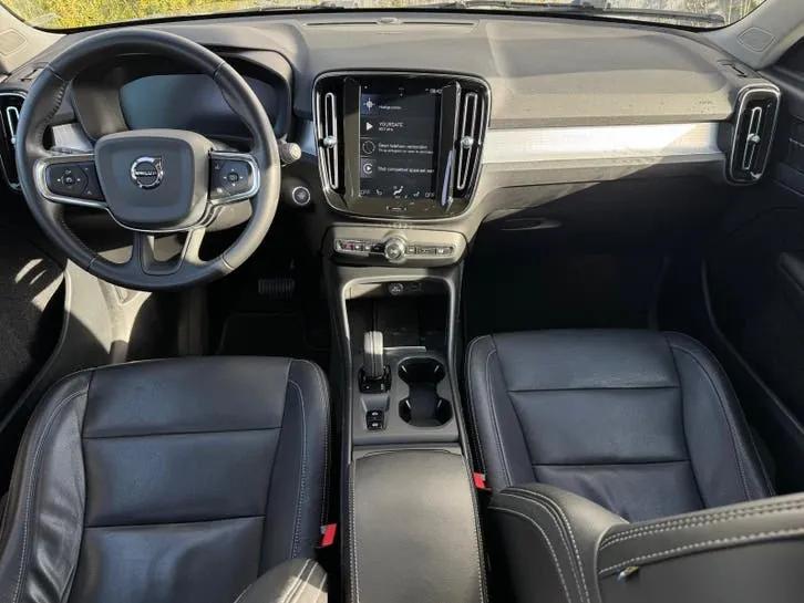 Volvo Xc40 2020 photo 2