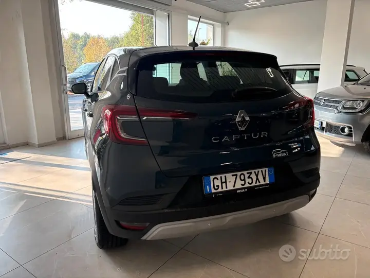 Renault Captur 2023 photo 4