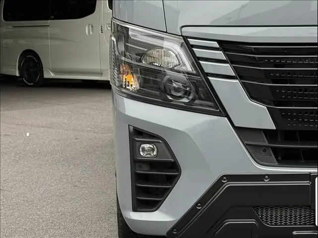 Nissan Caravan 2022 photo 5