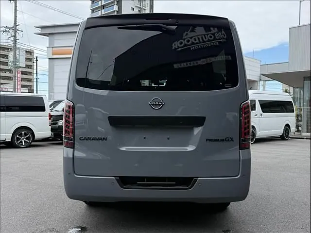 Nissan Caravan 2022 photo 3