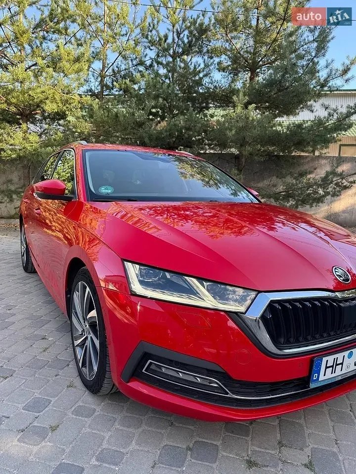 Skoda Octavia 2021 photo 2