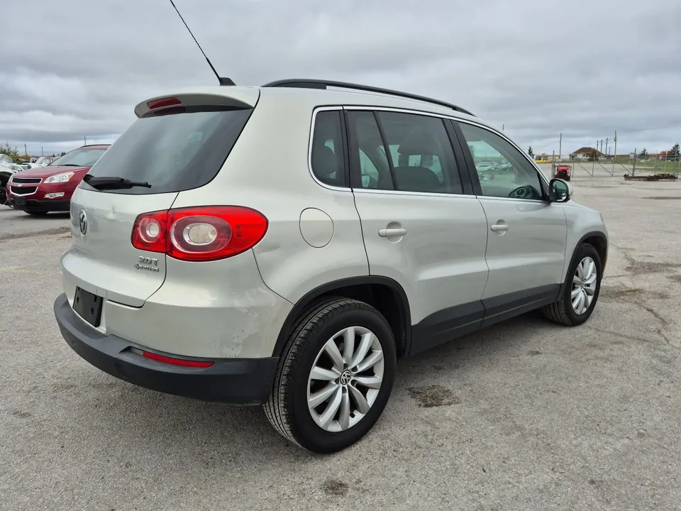 Volkswagen Tiguan 2011 photo 5