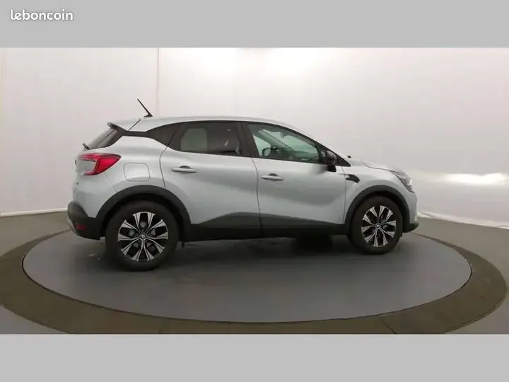 Renault Captur 2024 photo 5