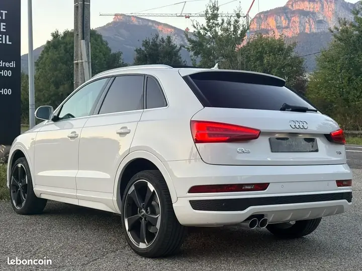Audi Q3 2015 photo 5