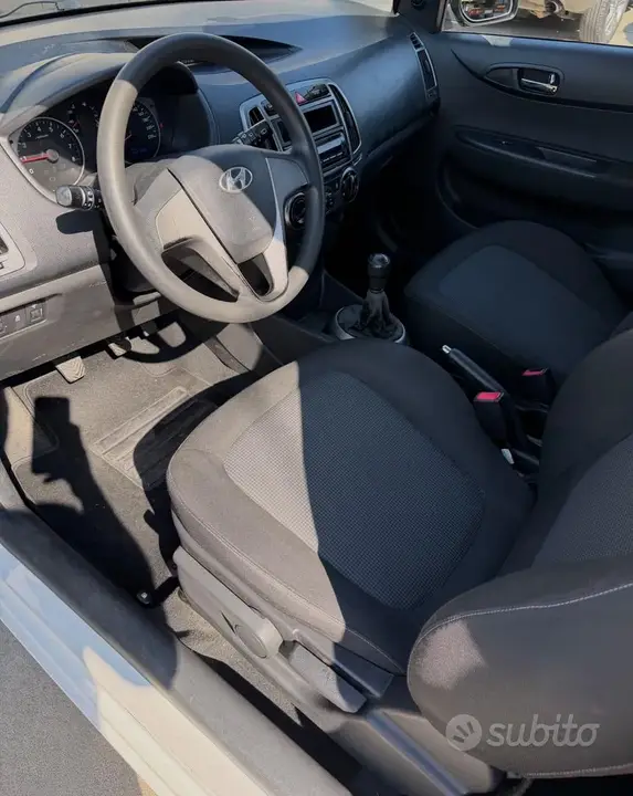 Hyundai I20 2013 photo 5