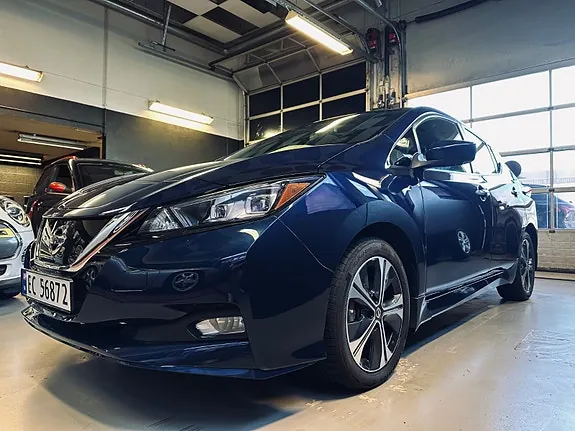 Nissan Leaf 2020 photo 2
