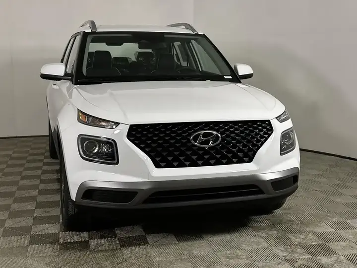 Hyundai Venue 2026 photo 2