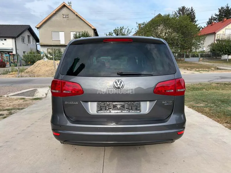 Volkswagen Sharan 2010 photo 5